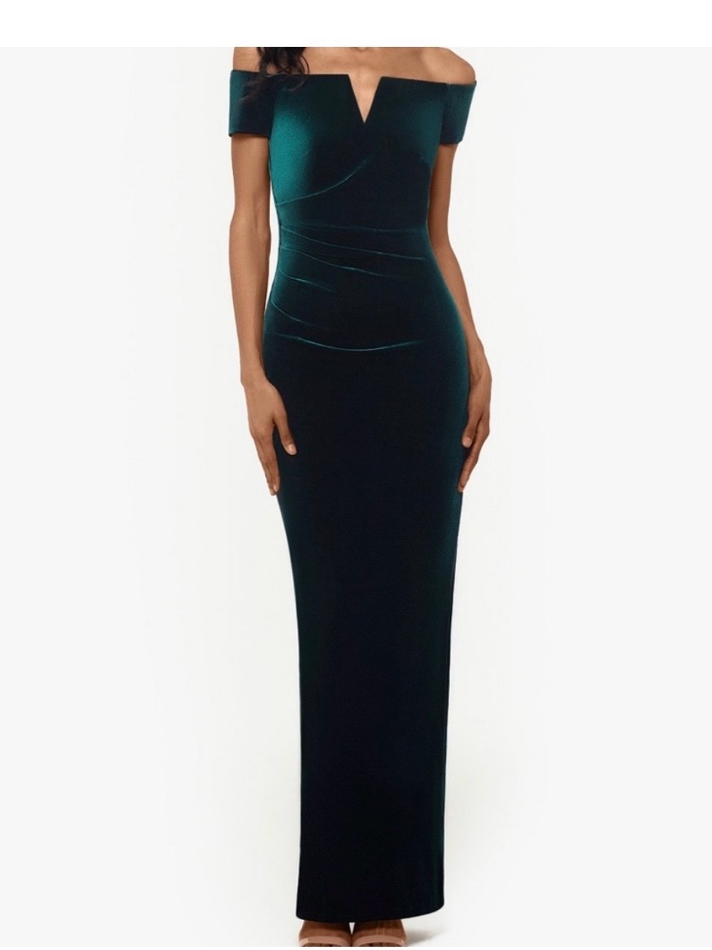 Elegant Emerald Green Evening Gown - Women's Dress